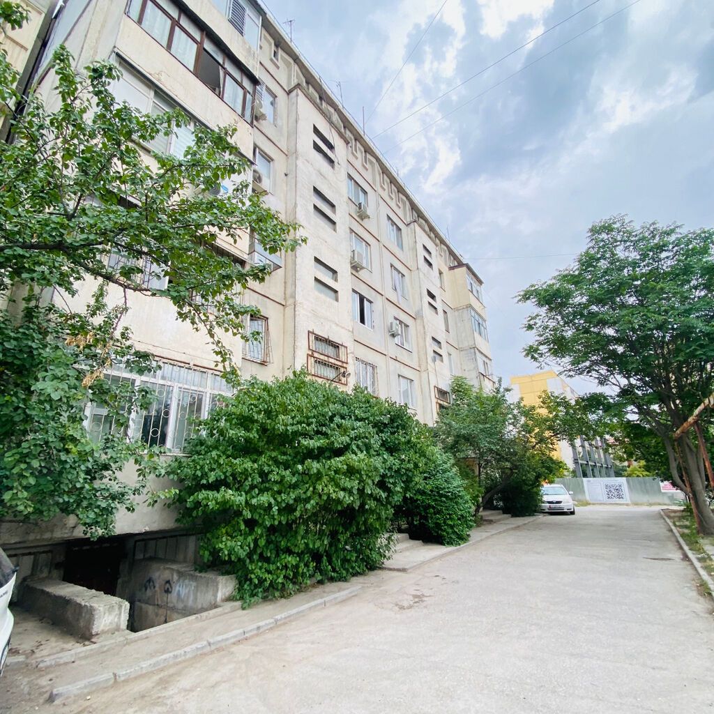 3 комнаты, 62 м², Джал-29 105 серия, 4 этаж, Требуется ремонт: фото 1