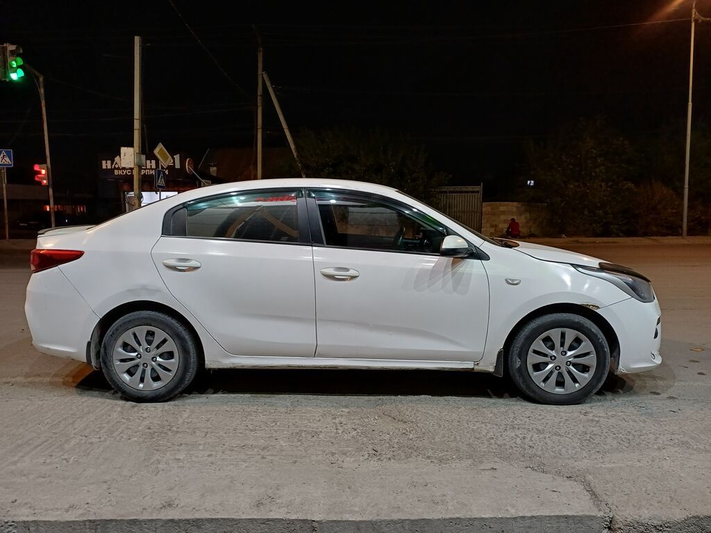 Kia Rio: 2018 г., 1.4 л, Автомат, Газ: фото 4