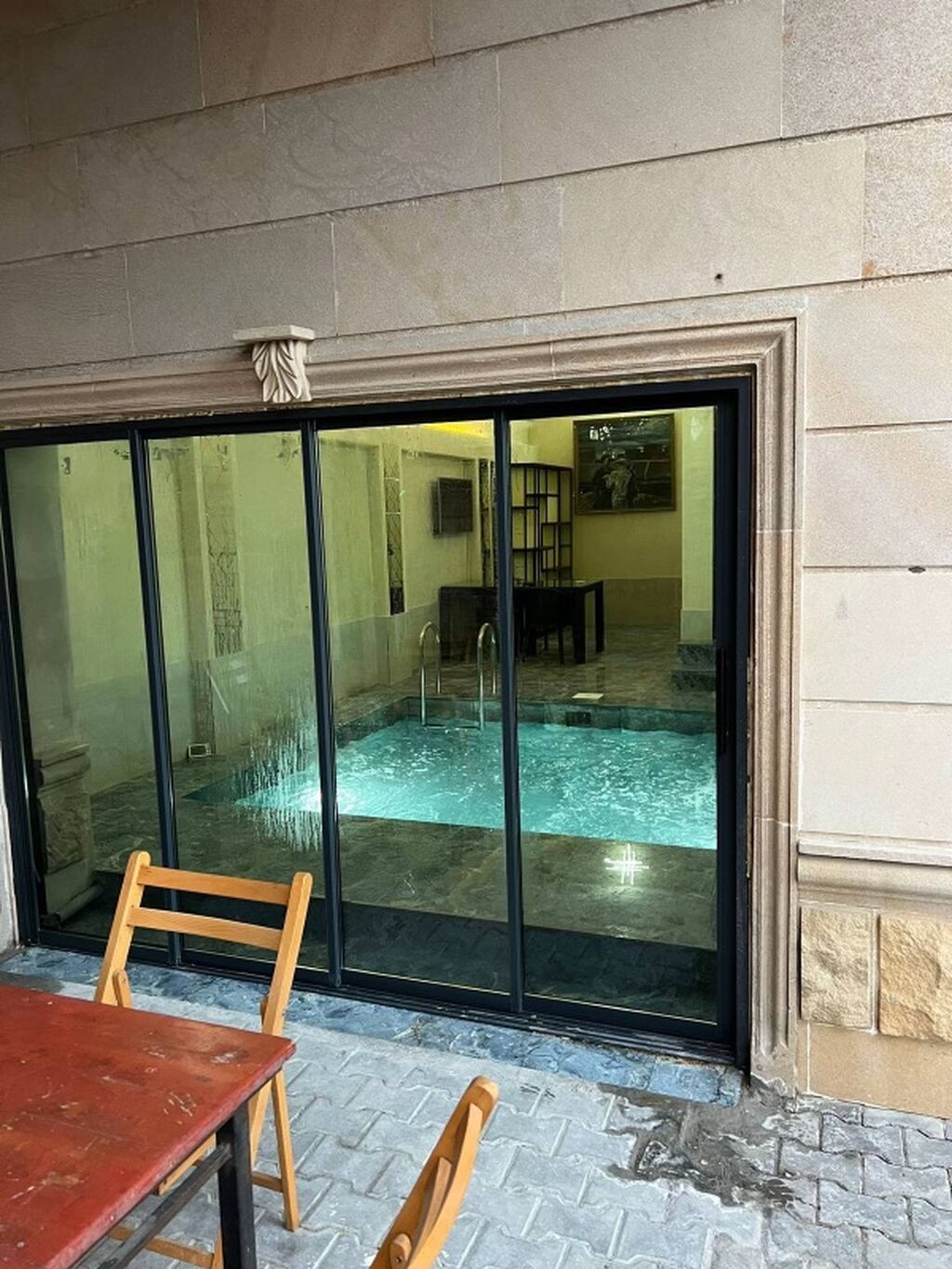 2 yataq otağından ibarət qapalı hovuz👍🏻 📍Novxanı - Qapalı, istiliklə