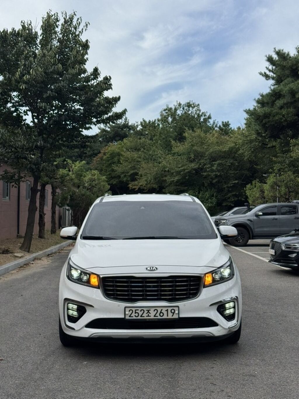 Kia Carnival: 2020 г., 2.2 л, Автомат, Дизель, Минивэн: фото 2