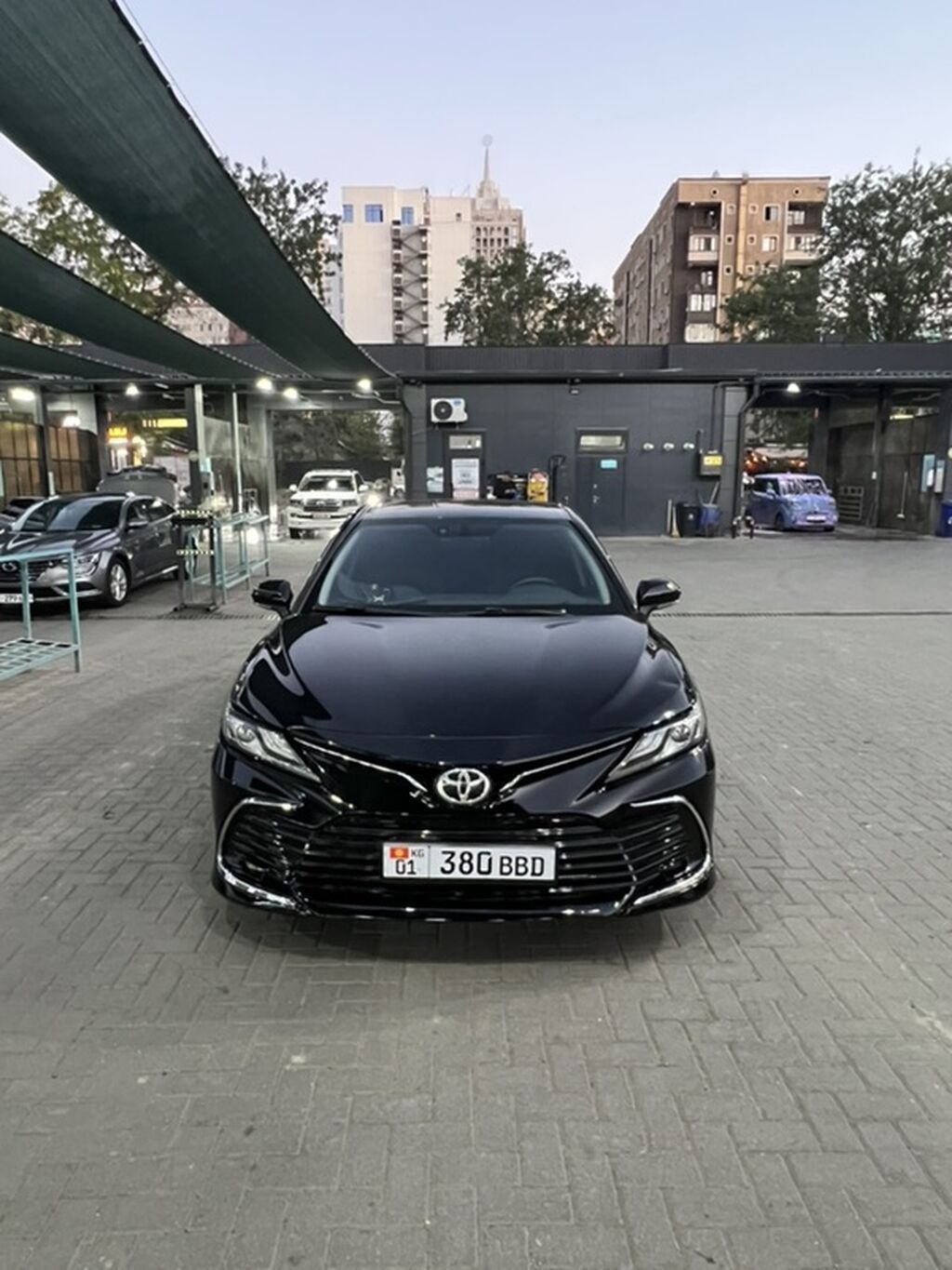 Toyota Camry: 2019 г., 2.5 л, Автомат, Бензин, Седан: фото 2