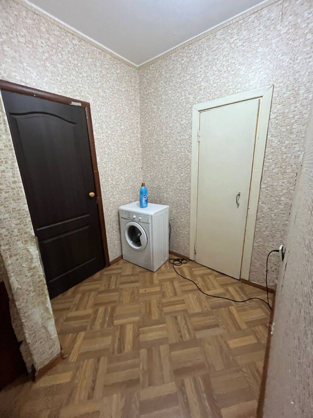 3 комнаты, 64 м², Тунгуч мкр 106 серия, 1 этаж, Старый ремонт: фото 2