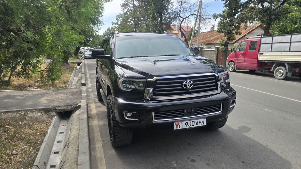 Toyota Sequoia: 2019 г., Автомат, Внедорожник: фото 5