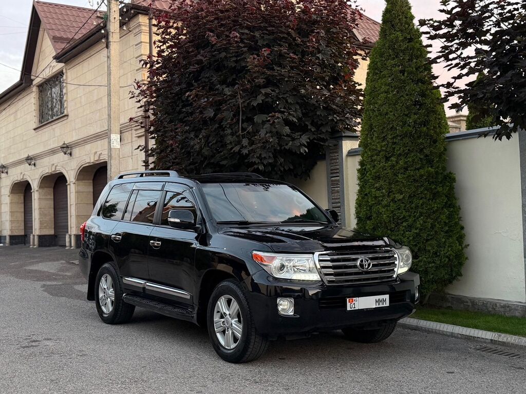 Toyota Land Cruiser: 2013 г., 4.5 л, Автомат, Дизель, Внедорожник — фото 8