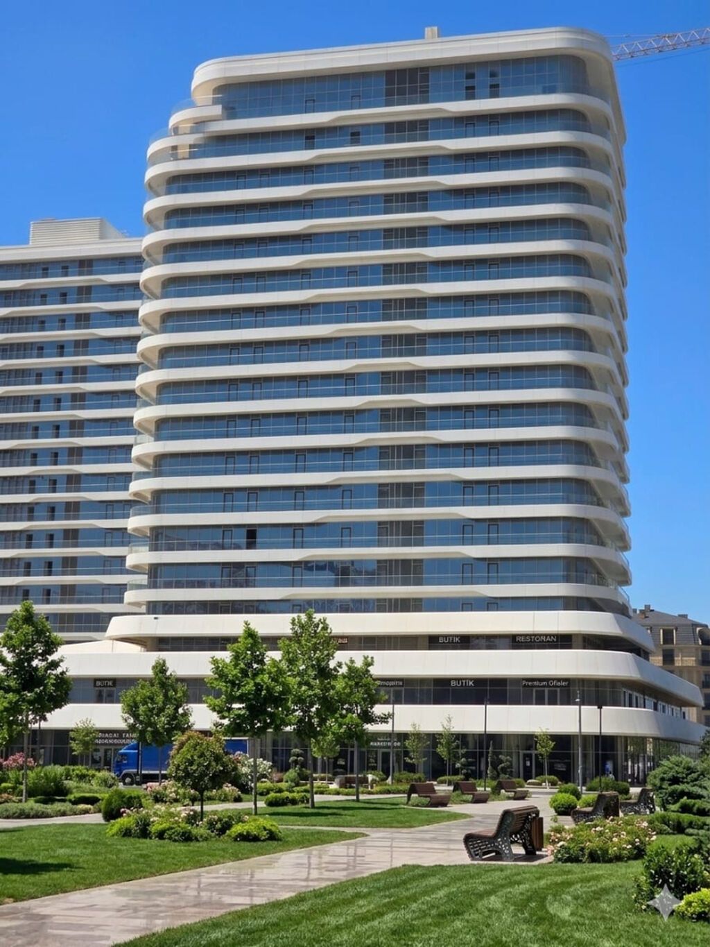 Ağ şəhər, 3 otaqlı, Yeni tikili, m. Xətai, 178 kv. m