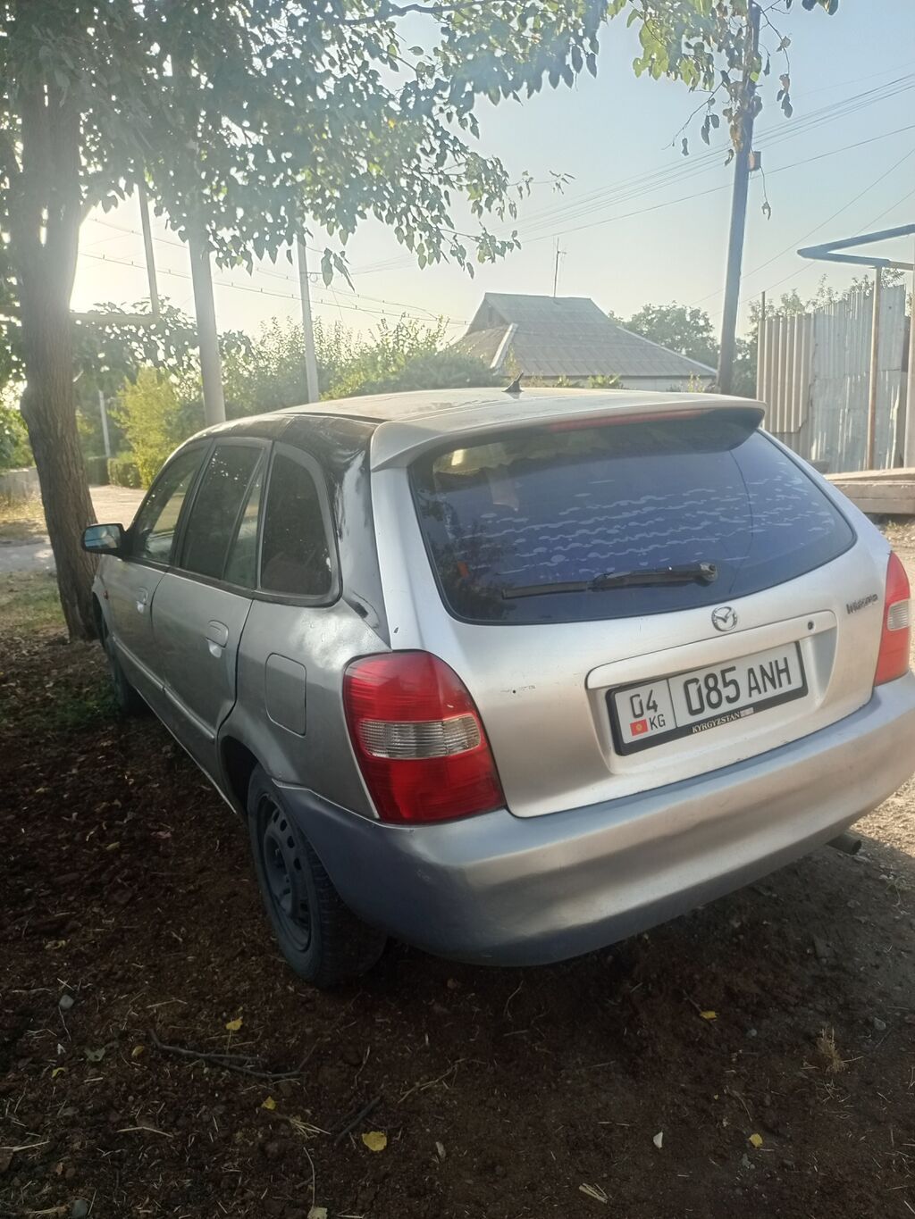 Mazda Familia: 1999 г., 1.5 л, Автомат, Бензин, Универсал: фото 3