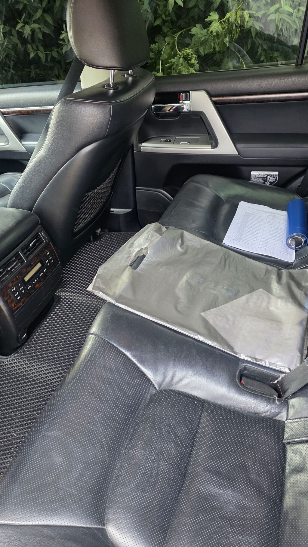 Toyota Land Cruiser: 2013 г., 4.6 л, Автомат, Бензин, Внедорожник — фото 4