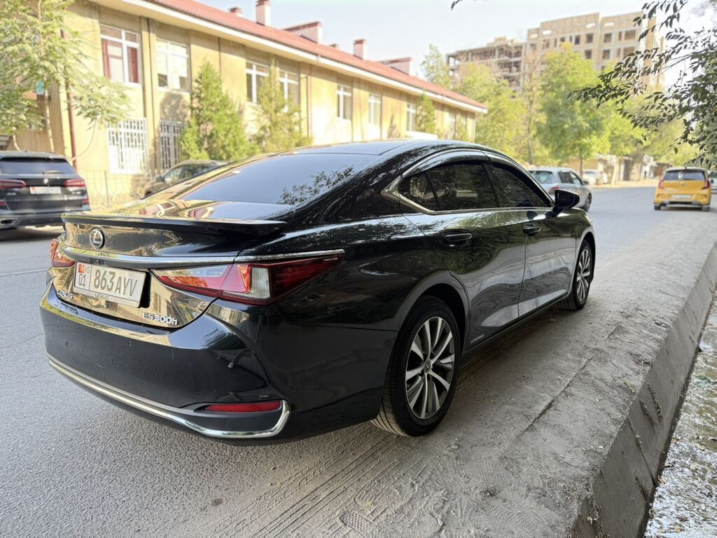 Lexus ES: 2019 г., 2.5 л, Автомат, Гибрид, Седан: фото 6