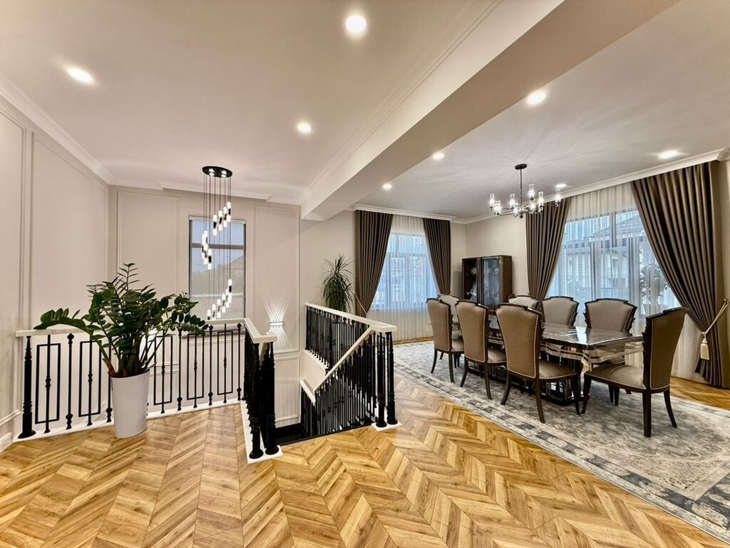 330 м², 8 комнат, Семейным: фото 5