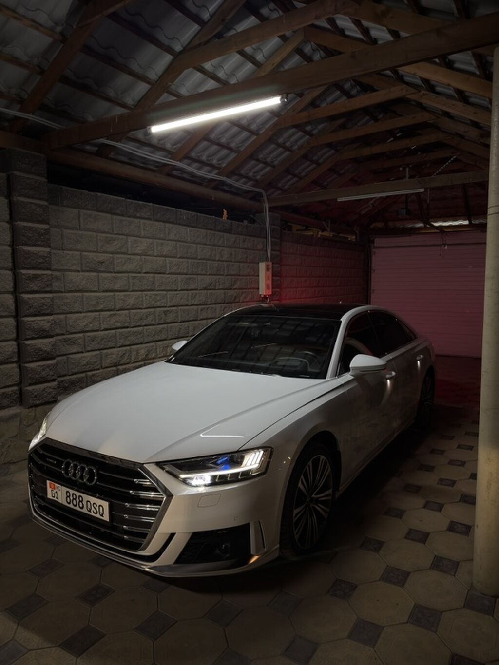 Audi A8: 2020 г., 3 л, Автомат, Бензин, Седан: фото 2