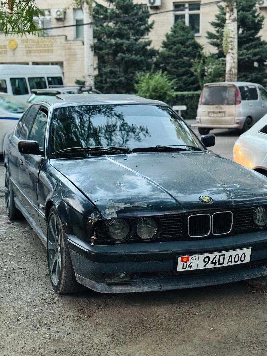 BMW 5 series: 1990 г., 2 л, Механика, Бензин, Седан — фото 3