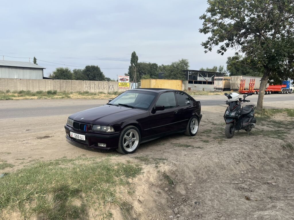 BMW 3 series: 1996 г., Механика, Хэтчбэк: фото 3