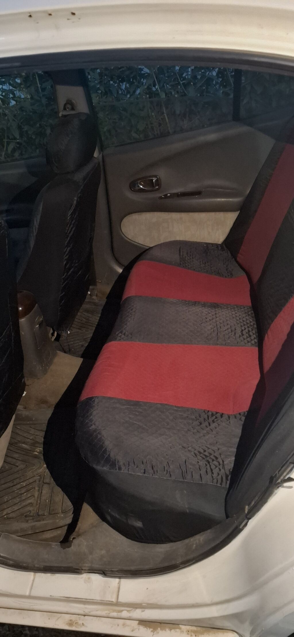 Daewoo Leganza: 1998 г., 1.8 л, Механика, Бензин, Седан: фото 4