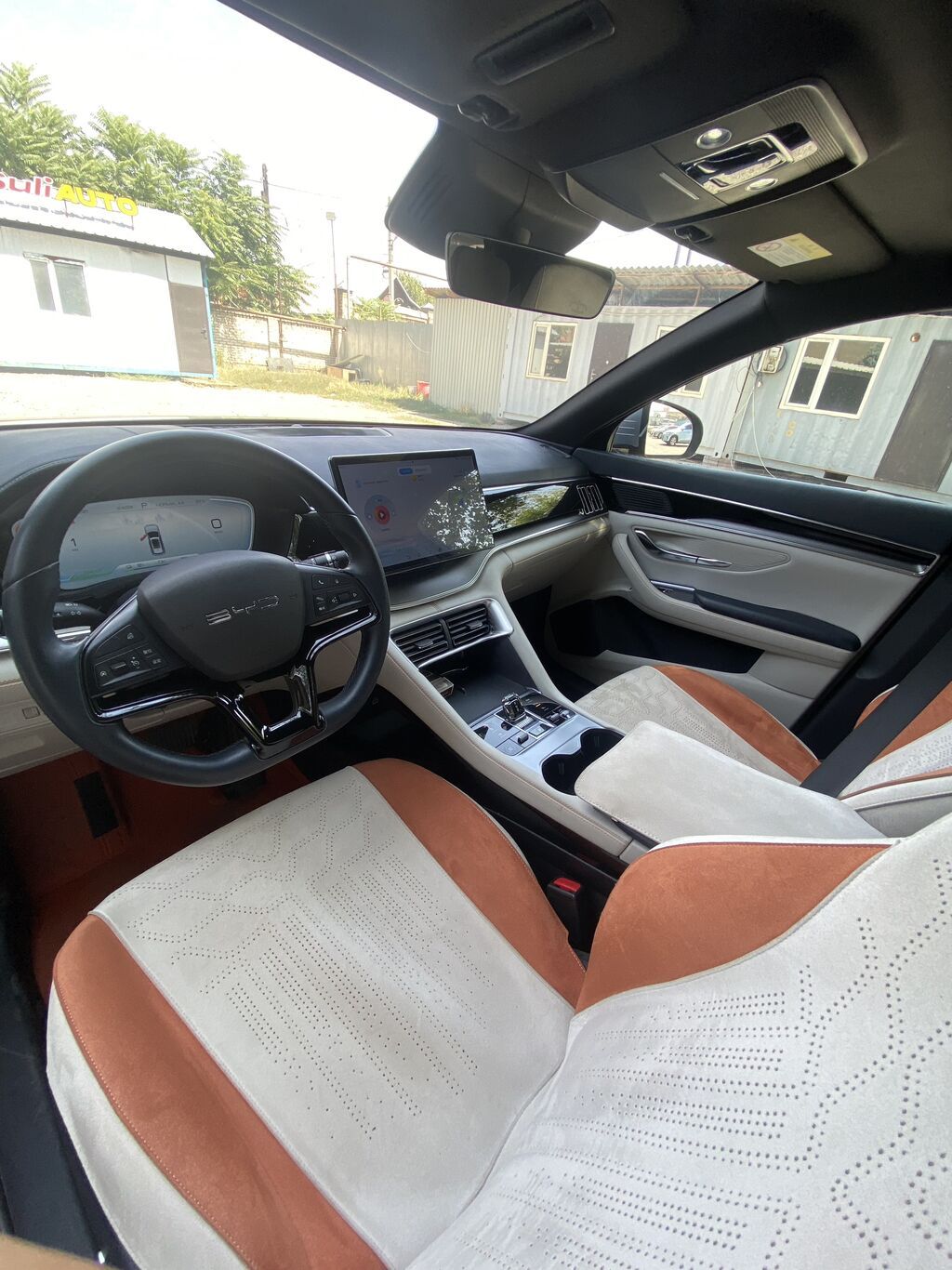 BYD Song Plus: 2024 г., 0.1 л, Вариатор, Электромобиль, Кроссовер: фото 8