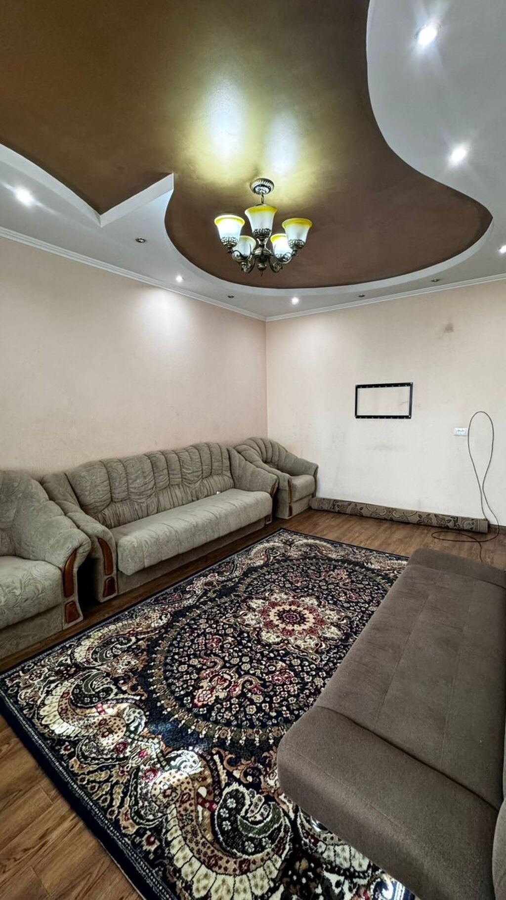 3 комнаты, 70 м², 105 серия, 3 этаж, Евроремонт: фото 2