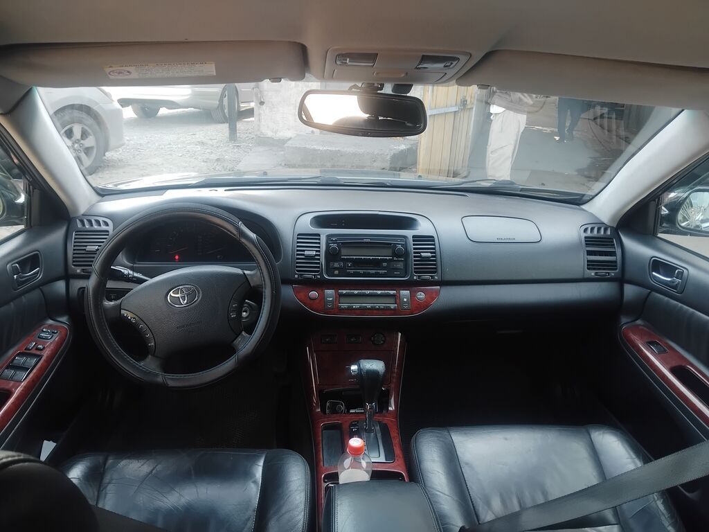 Toyota Camry: 2005 г., 2.4 л, Автомат, Бензин, Седан: фото 3