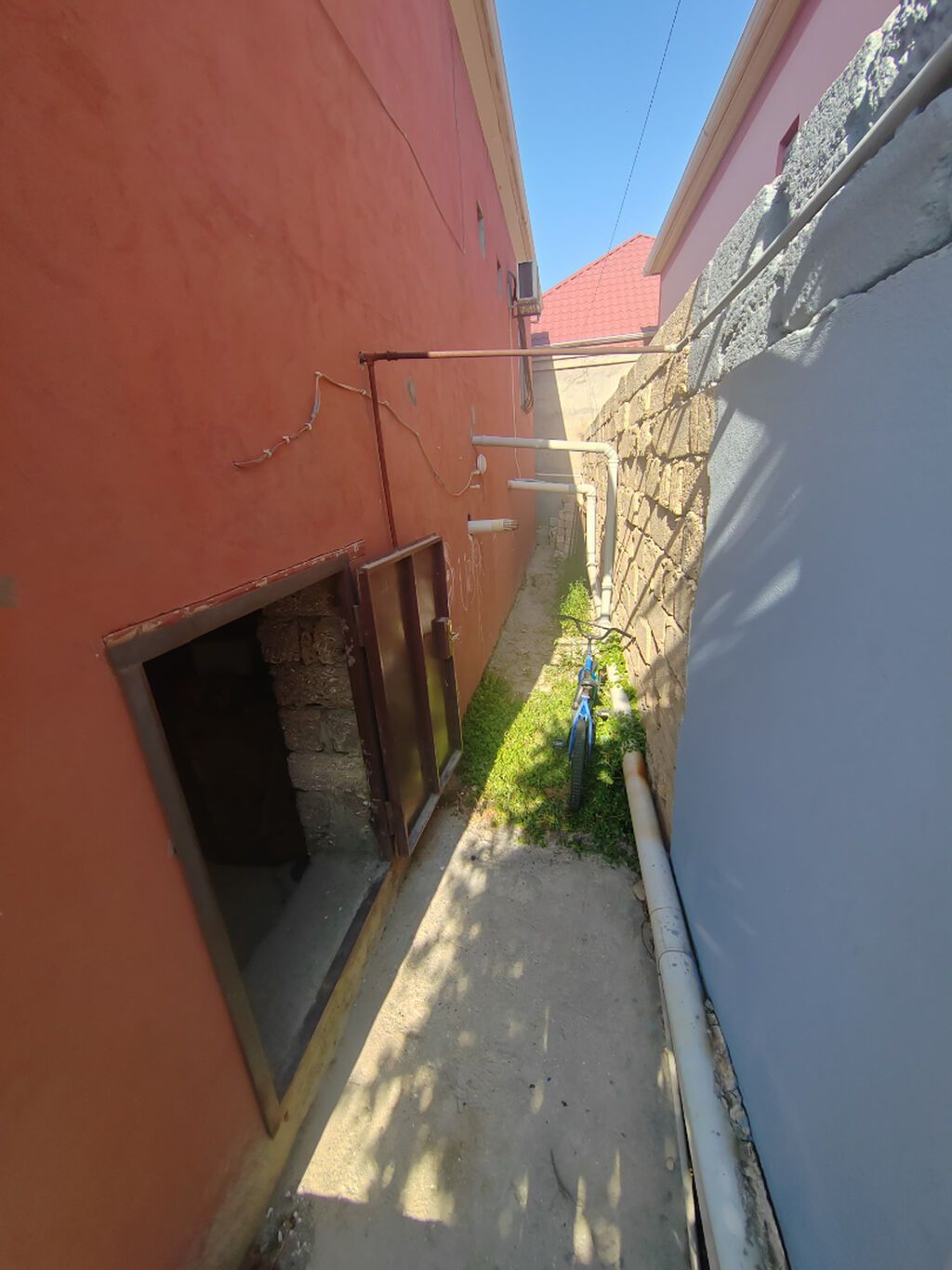 Suraxanı 4 otaqlı, 100 kv. m, Orta təmir