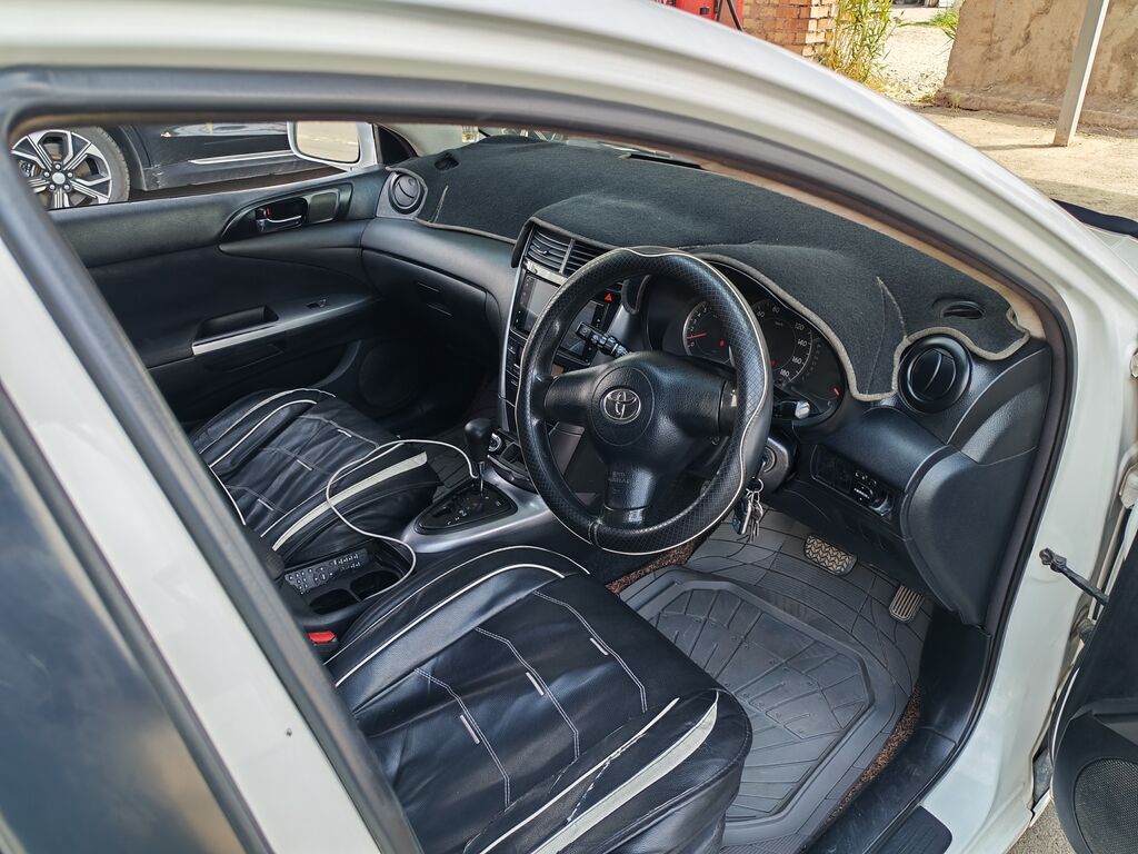 Toyota Caldina: 2004 г., 1.8 л, Автомат, Бензин, Универсал: фото 4