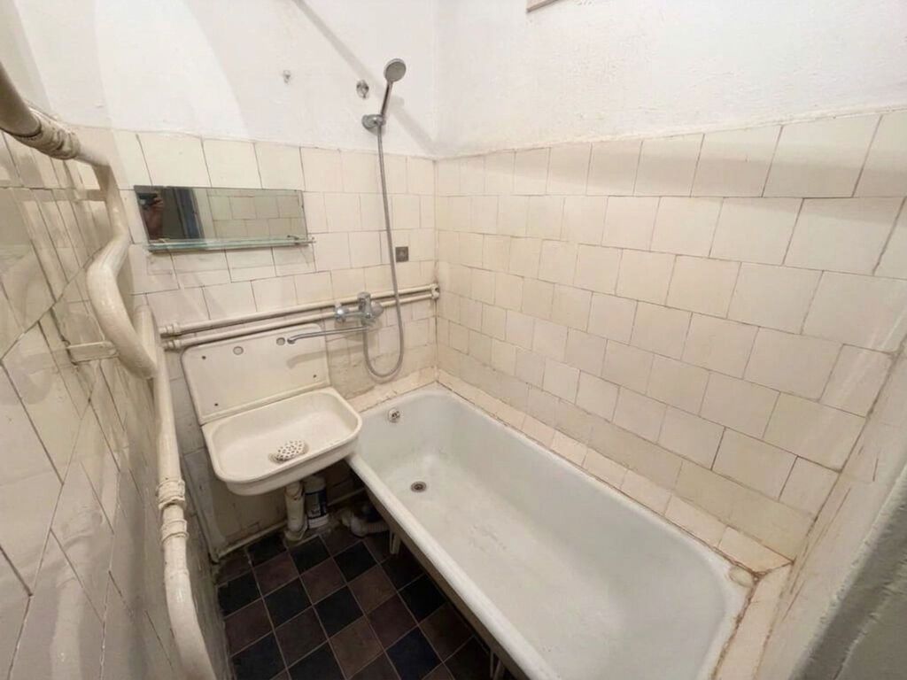 2 комнаты, 47 м², Юг-2 мкр Индивидуалка, 2 этаж, Старый ремонт: фото 7