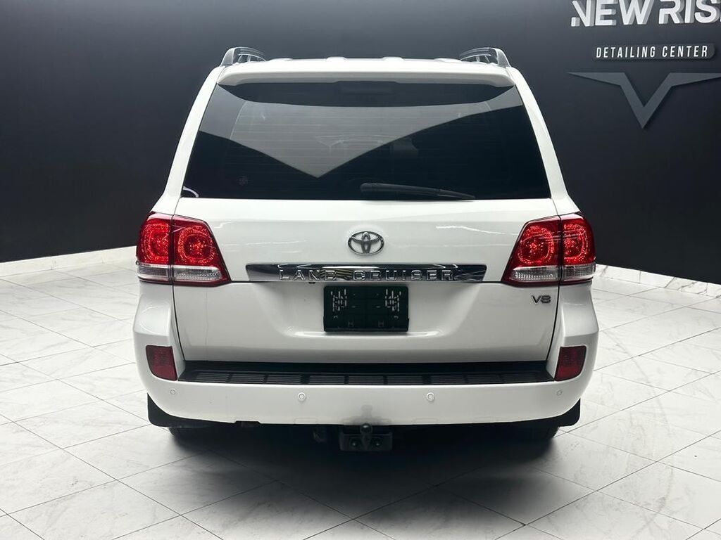 Toyota Land Cruiser: 2008 г., 4.7 л, Автомат, Газ, Внедорожник — фото 4