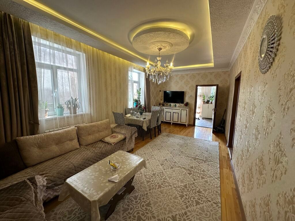 4 otaqlı, 135 kv. m, Kredit yoxdur, Yeni təmirli