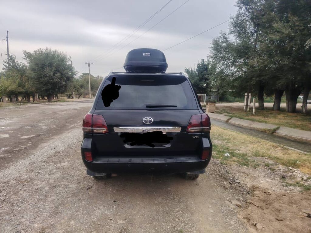 Toyota Land Cruiser: 2011 г., 4.5 л, Автомат, Дизель, Внедорожник: фото 2