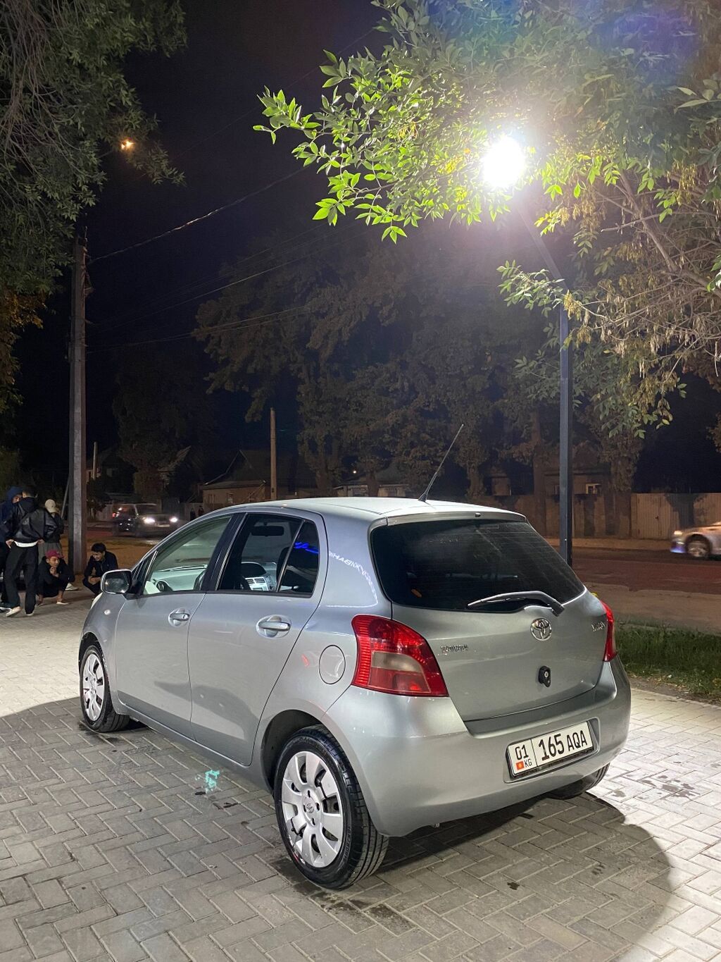 Toyota Yaris: 2006 г., 1.3 л, Робот, Бензин, Хэтчбэк: фото 3