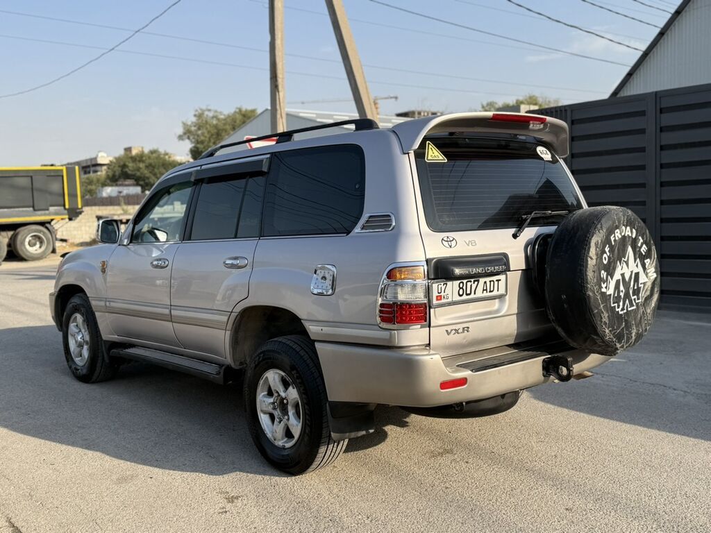 Toyota Land Cruiser: 2001 г., 4.7 л, Автомат, Газ, Внедорожник: фото 5