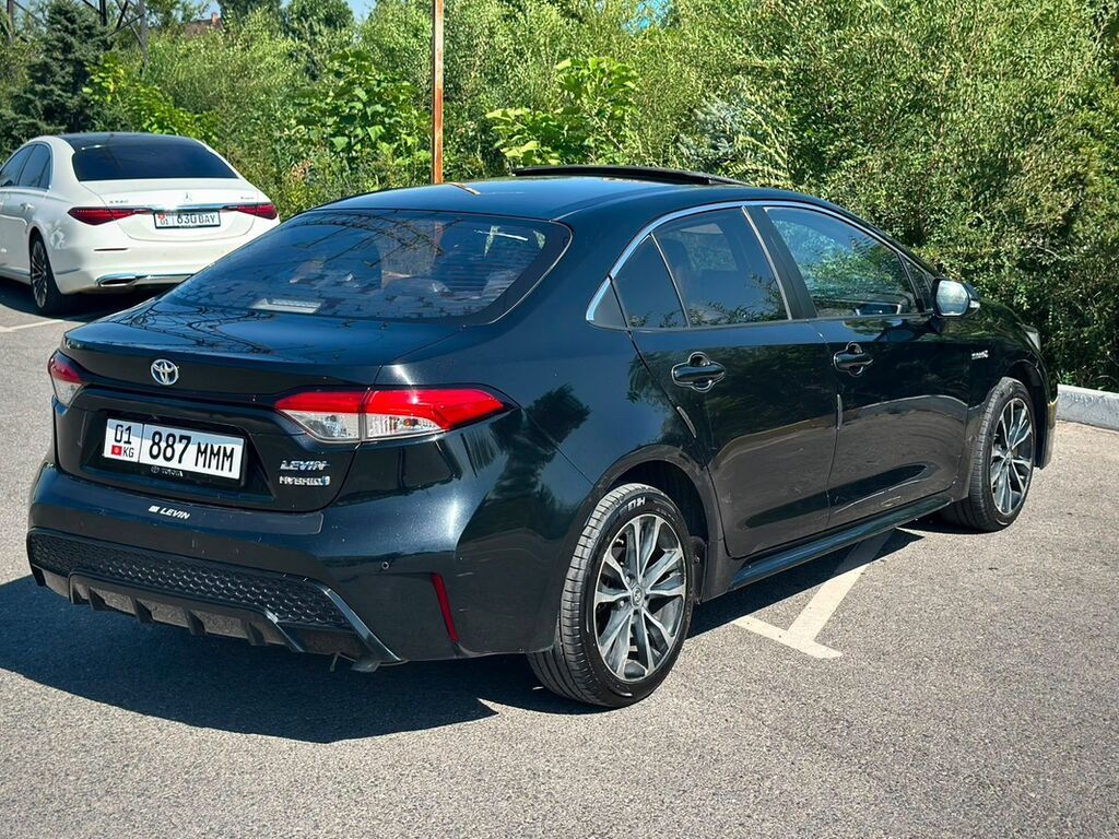 Продам Toyota Levin 2021, гибрид, 1.8 л: фото 6
