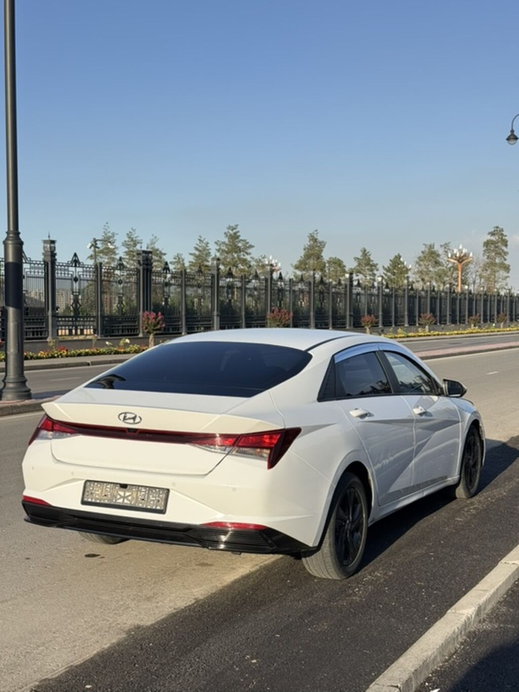 Hyundai Avante: 2021 г., 1.6 л, Робот, Гибрид, Седан: фото 7
