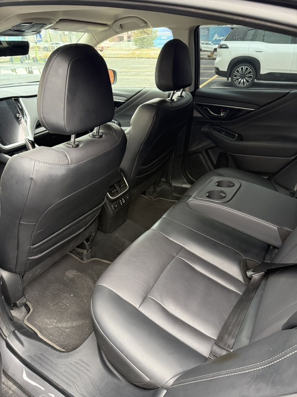 Subaru Legacy: 2024 г., Седан: фото 4