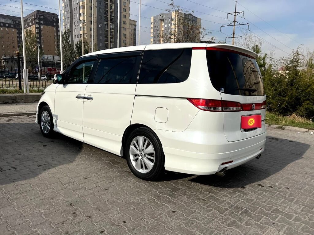 Honda Elysion: 2007 г., 0.3 л, Автомат, Бензин, Минивэн: фото 4