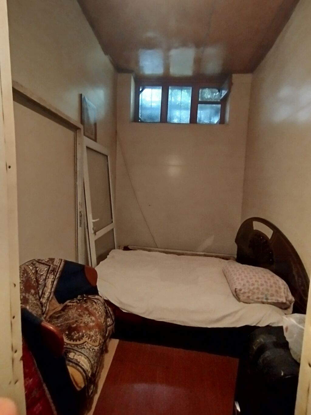 Satılır: 4 otaqlı mənzil/interyer komplekti - Geniş studiya tipli