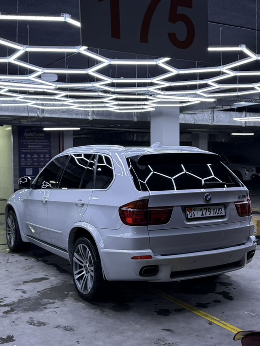 BMW X5: 2011 г., 4.4 л, Типтроник, Бензин, Кроссовер: фото 3