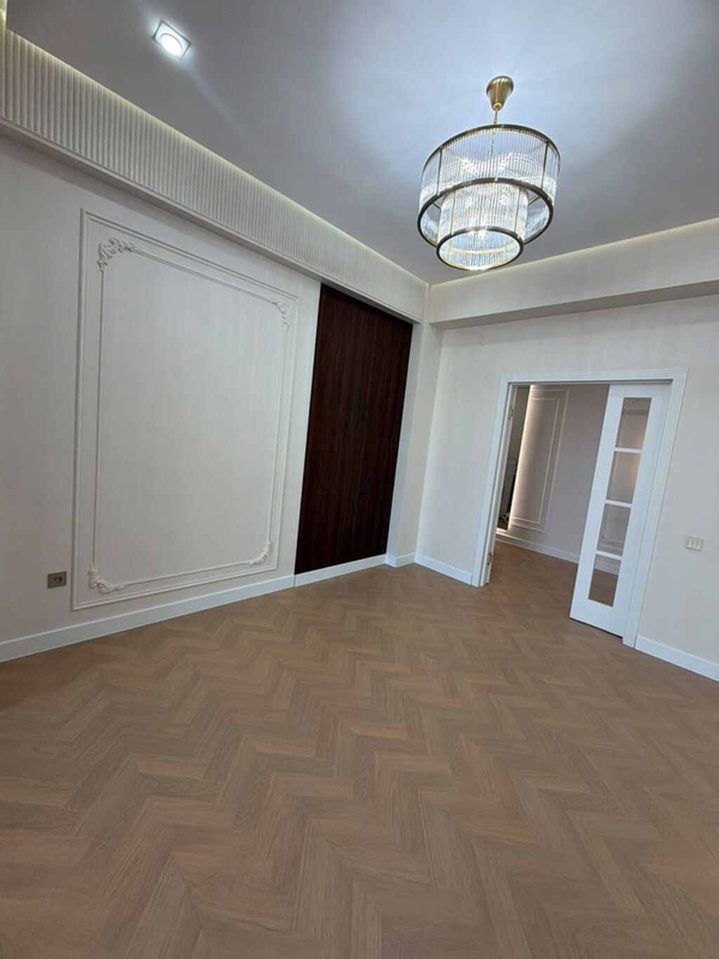 3 комнаты, 77 м², Резиденция, Элитка, 10 этаж, Дизайнерский ремонт: фото 2