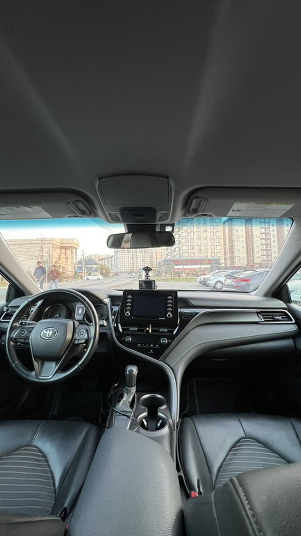 Toyota Camry: 2022 г., 2.5 л, Автомат, Седан: фото 6