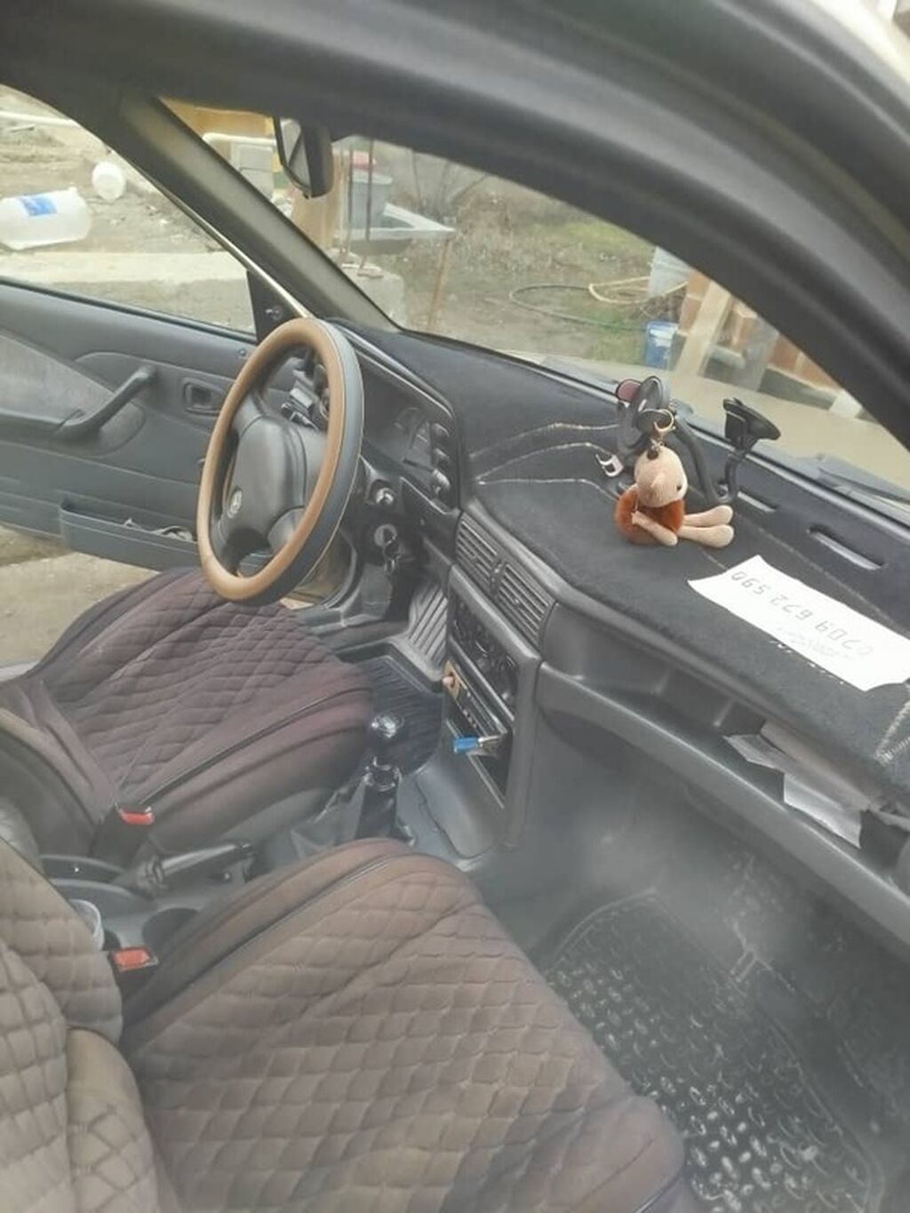 Daewoo Nexia: 2005 г., 1.5 л, Механика, Бензин, Седан: фото 7