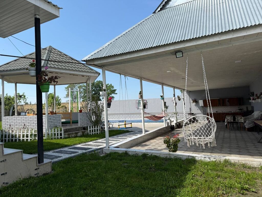 120 kv. m, 4 otaqlı, İnternet, Telefon, Qaz