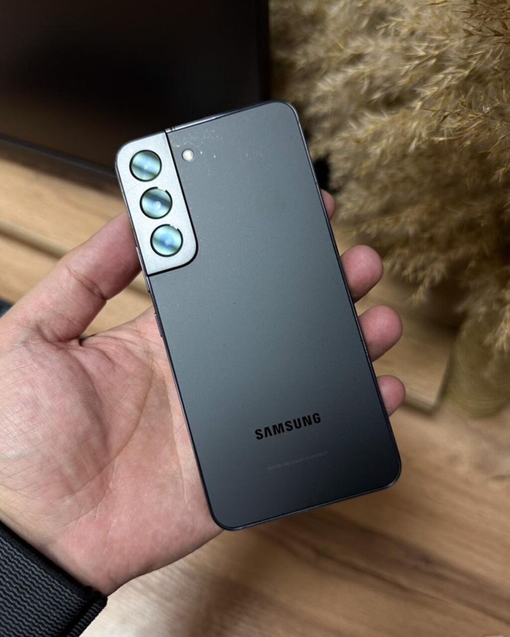 Samsung Galaxy S22, Б/у, цвет - Серый, В рассрочку, 2 SIM: фото 2