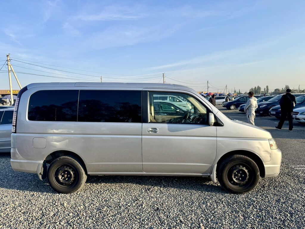 Honda Stepwgn: 2005 г., 2 л, Автомат, Бензин, Минивэн: фото 4