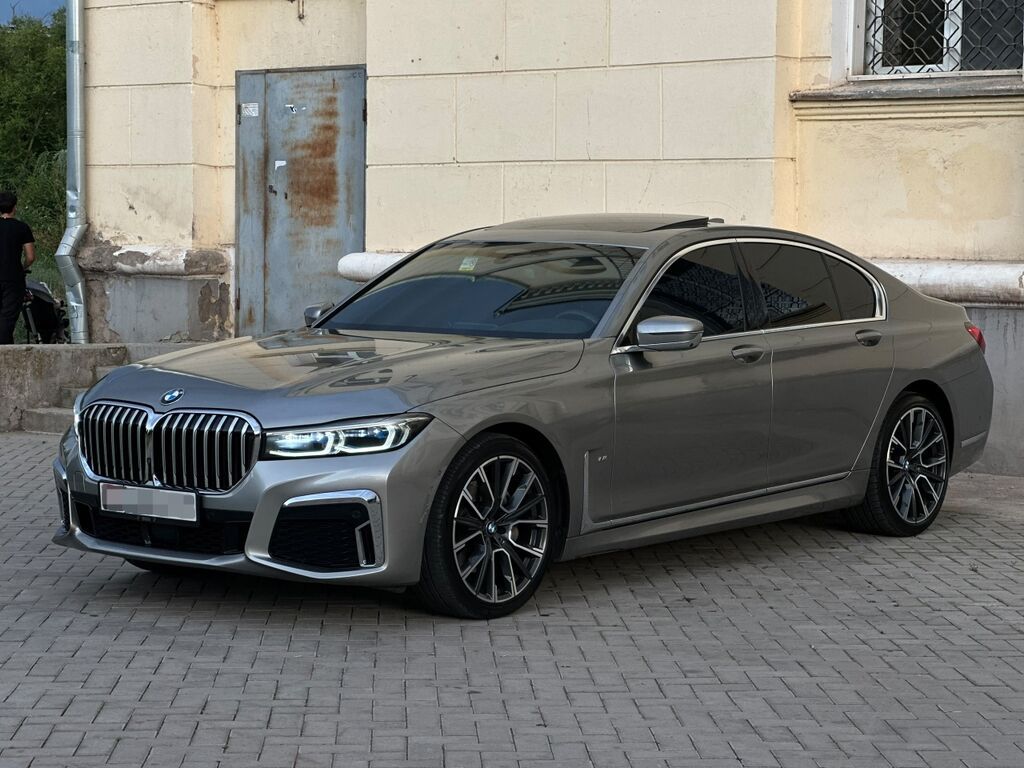 BMW 7 series: 2021 г., 3 л, Автомат, Дизель, Седан: фото 2