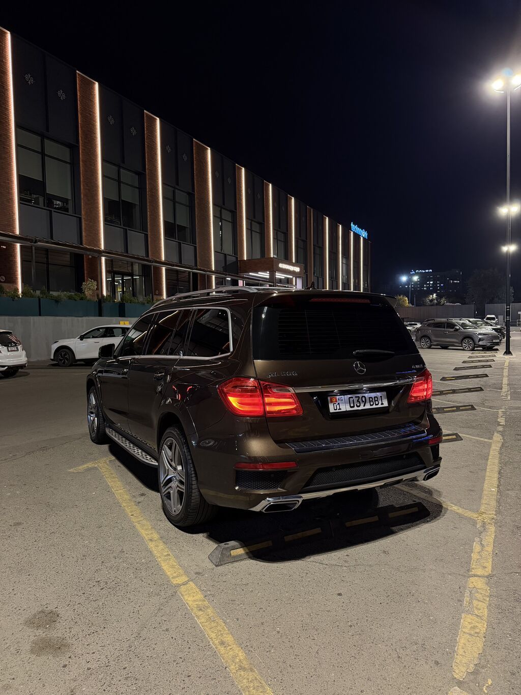 Mercedes-Benz GL-Class: 2013 г., 4.7 л, Автомат, Бензин, Внедорожник: фото 3