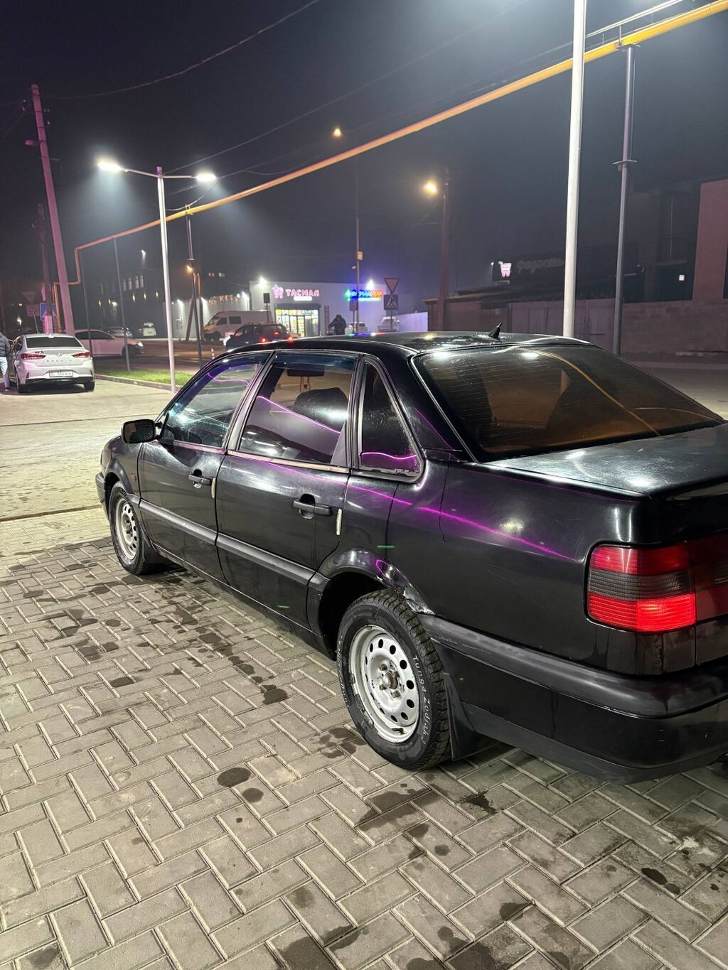 Volkswagen Passat: 1994 г., 1.8 л, Механика, Бензин, Седан: фото 4