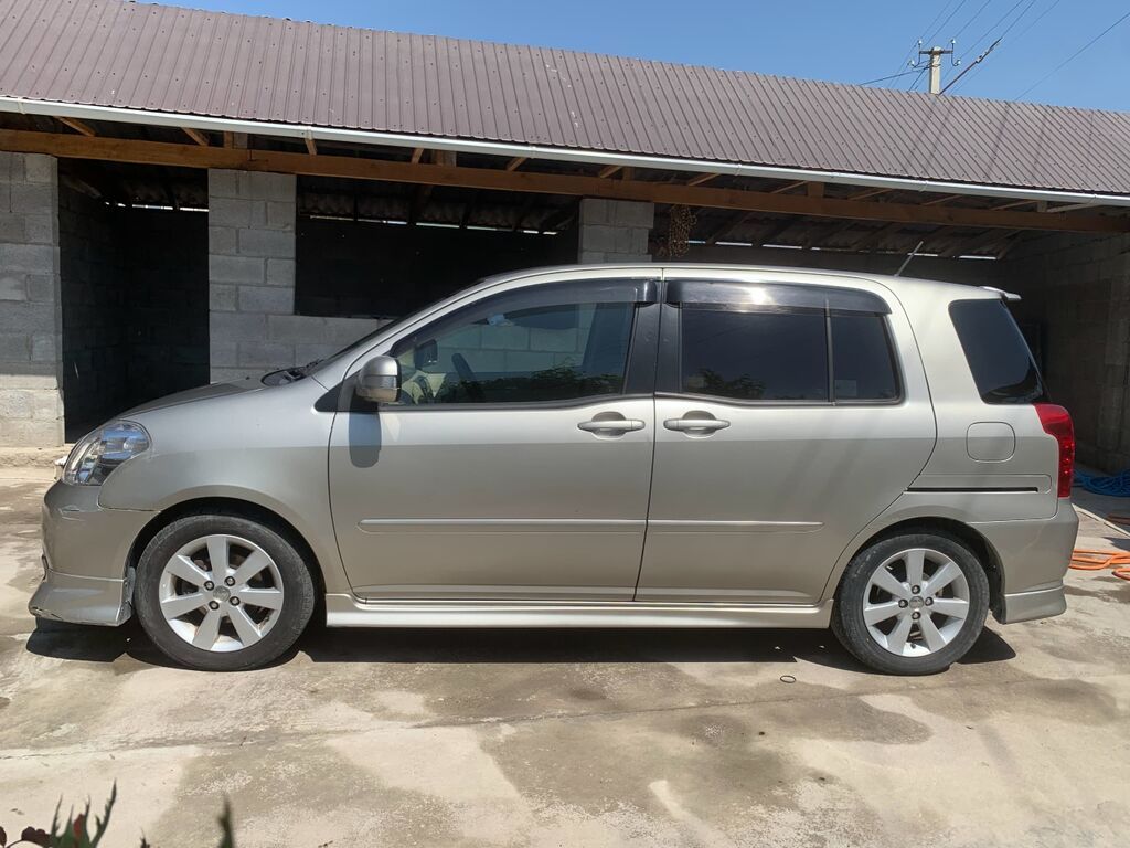 Toyota Raum: 2003 г., 1.5 л, Автомат, Бензин, Минивэн: фото 4