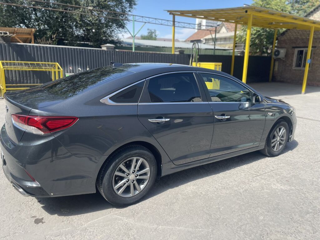 Hyundai Sonata: 2018 г., 2 л, Автомат, Газ, Седан: фото 3