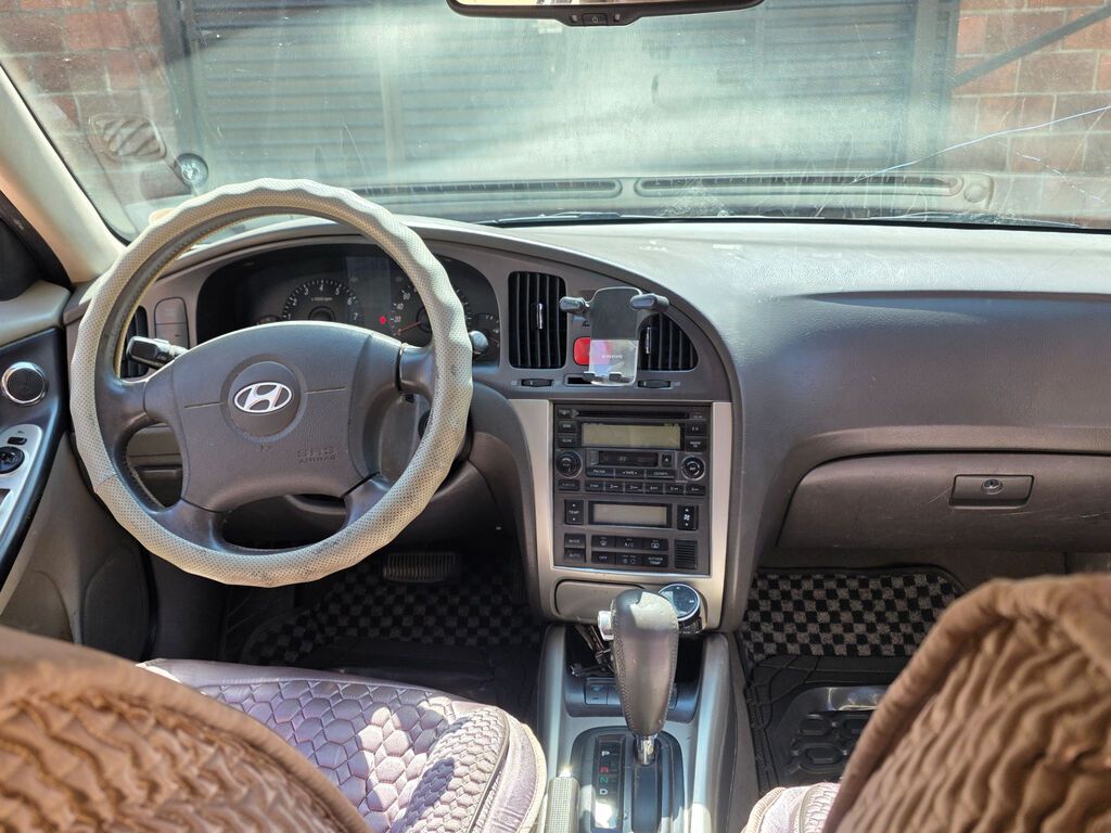 Hyundai Avante: 2005 г., 1.6 л, Автомат, Бензин, Седан: фото 4