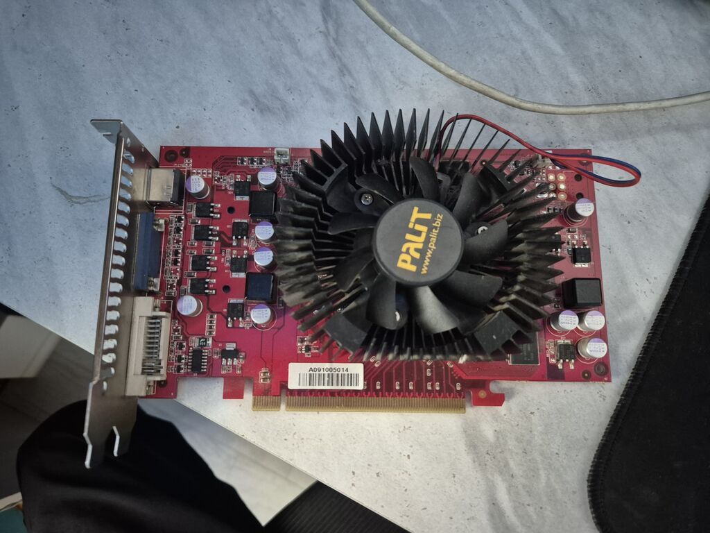 Видеокарта для ПК, Б/у, Palit, GeForce GT, До 2 ГБ: фото 1