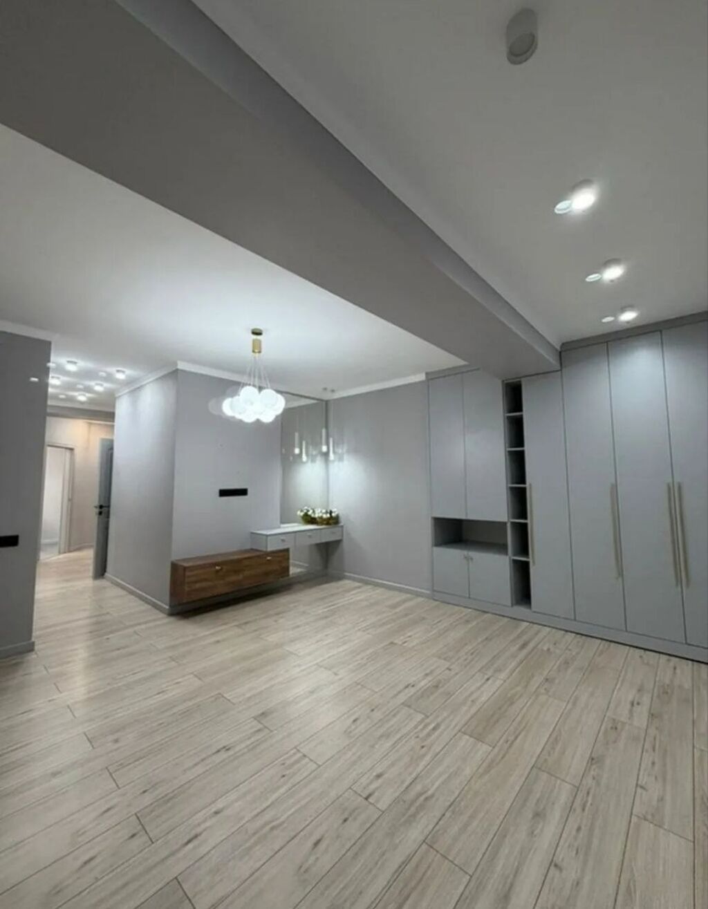 3 комнаты, 81 м², Бишкек Парк ТРЦ 8 этаж, Евроремонт: фото 4