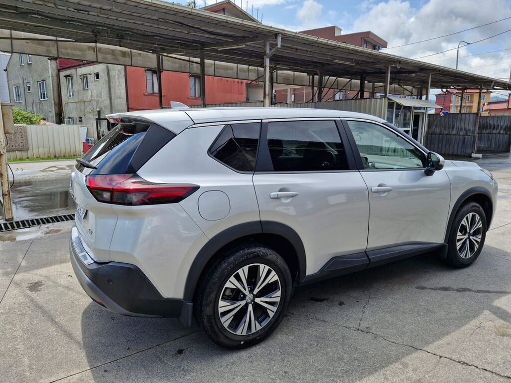 Nissan Rogue: 2022 г., Кроссовер: фото 3