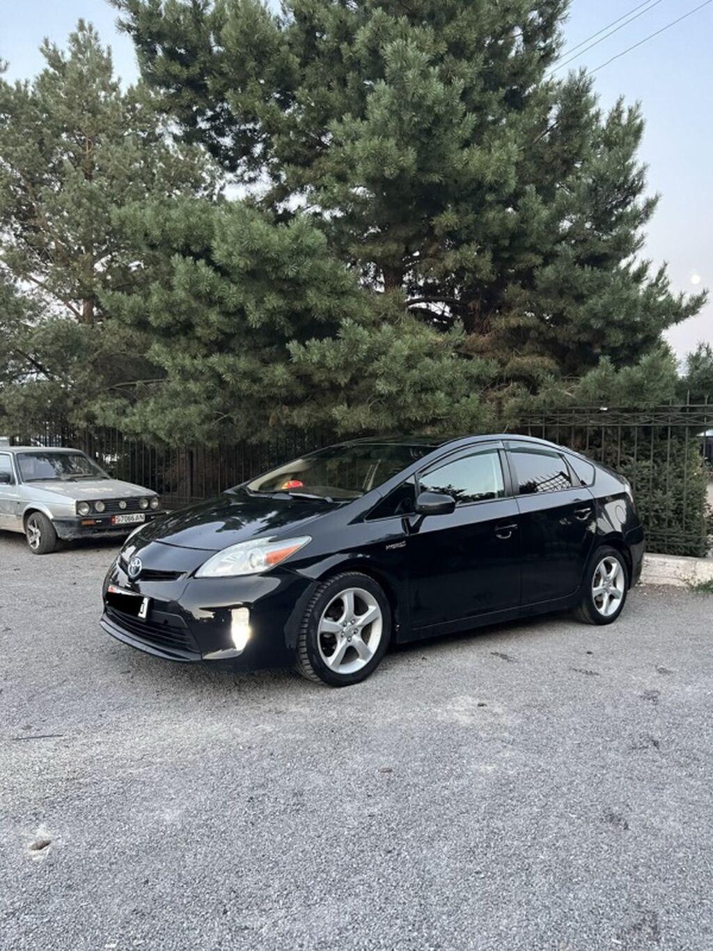 Toyota Prius: 2012 г., Гибрид, Хэтчбэк: фото 4